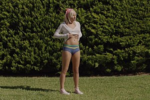 美女骆驼趾阴户手淫自慰